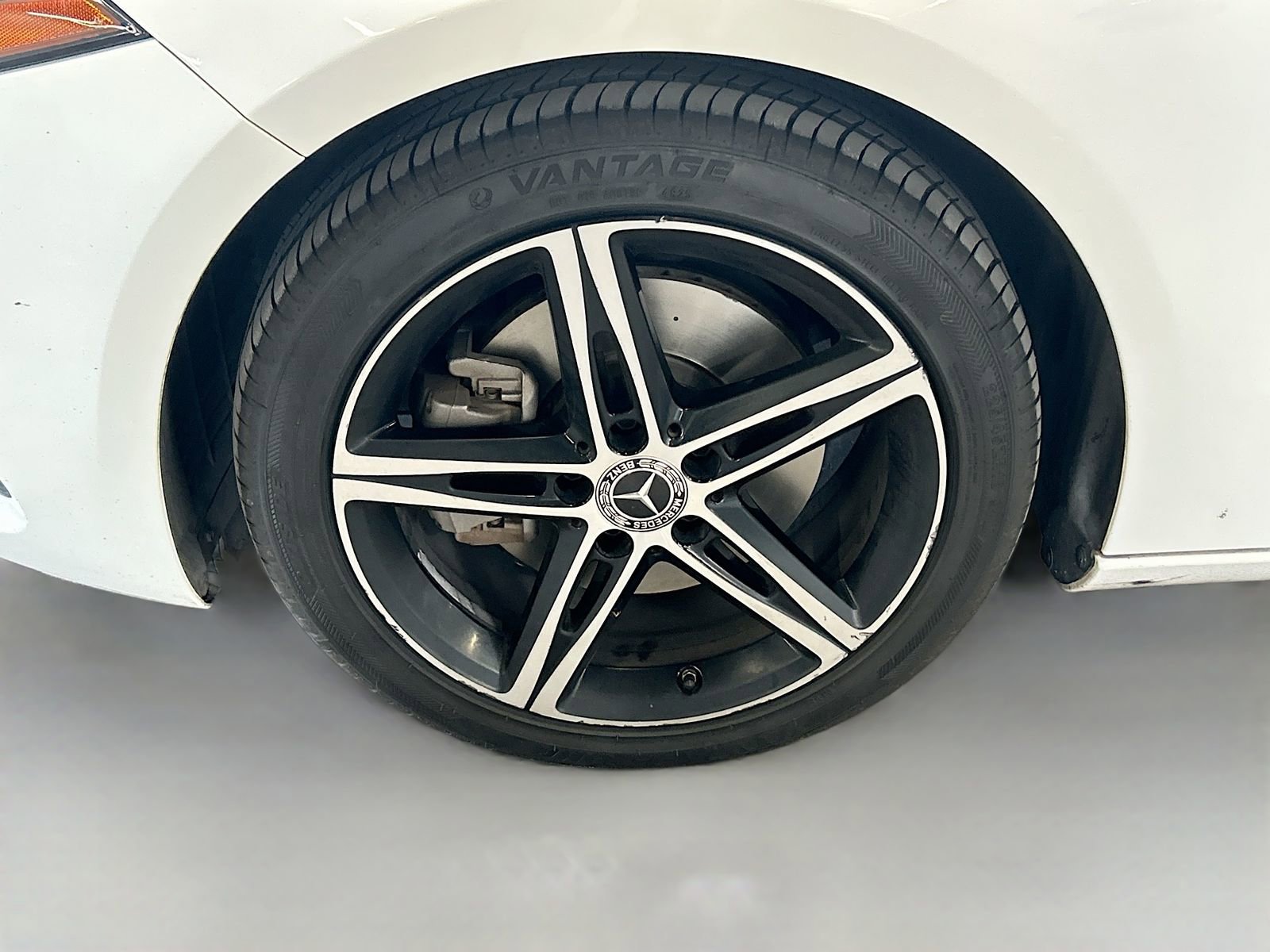 Used 2022 Mercedes-Benz A 220 4MATIC image 29