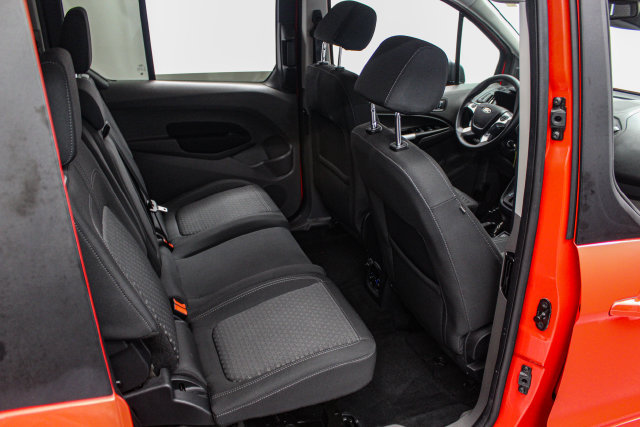 Used 2021 Ford Transit Connect XLT FWD image 17