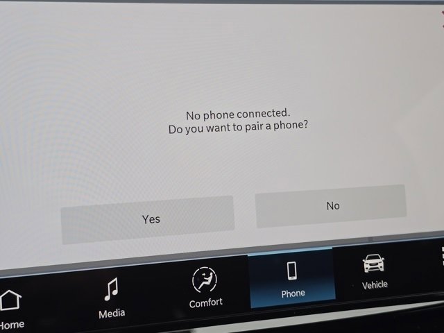 New 2025 Chrysler Voyager LX image 6