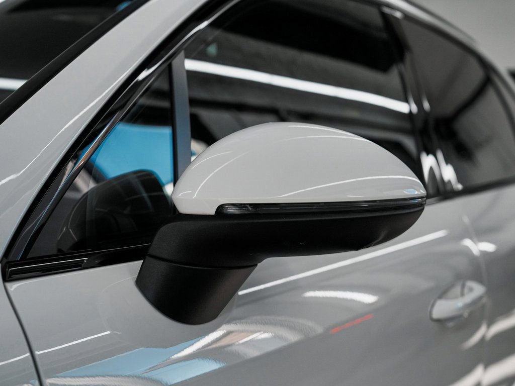 Used 2023 Porsche Cayenne image 44