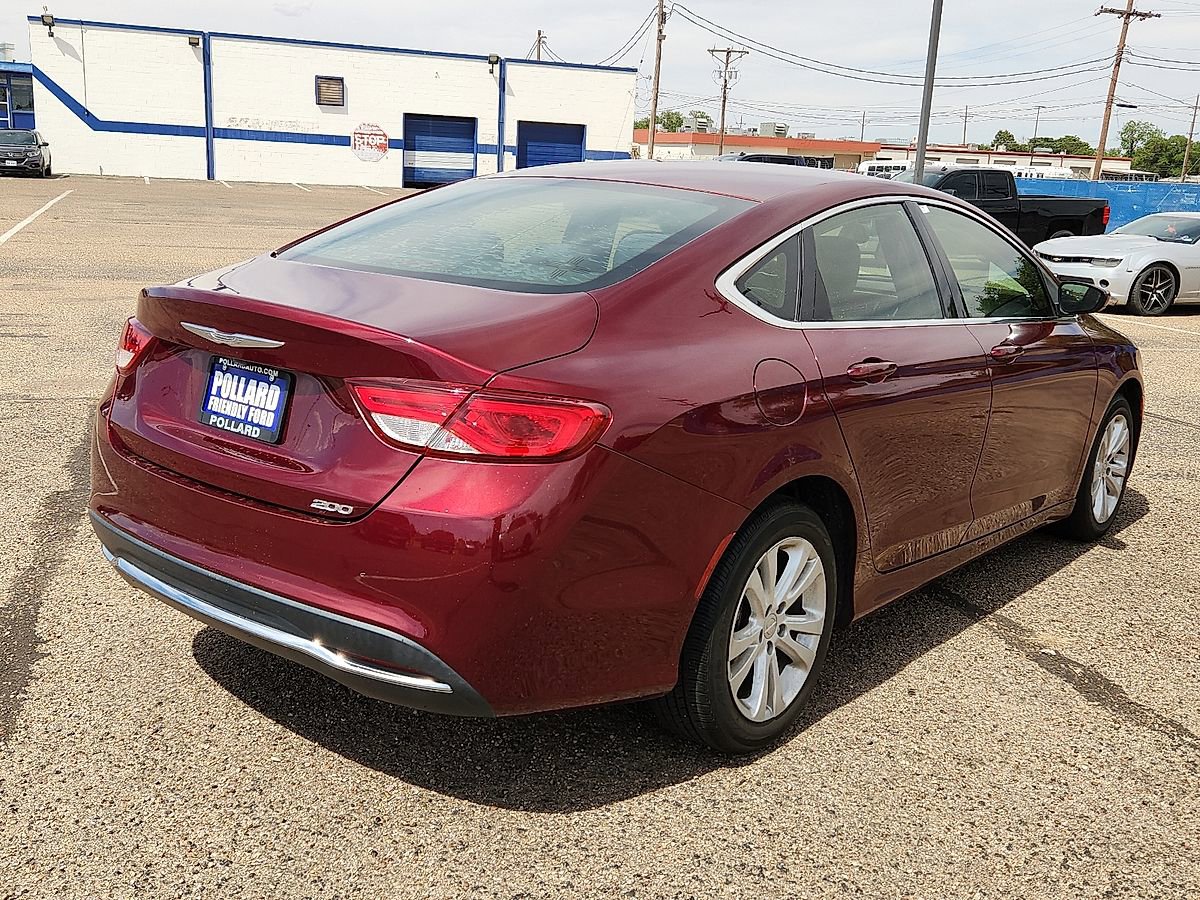 Used 2016 Chrysler 200 Limited image 3