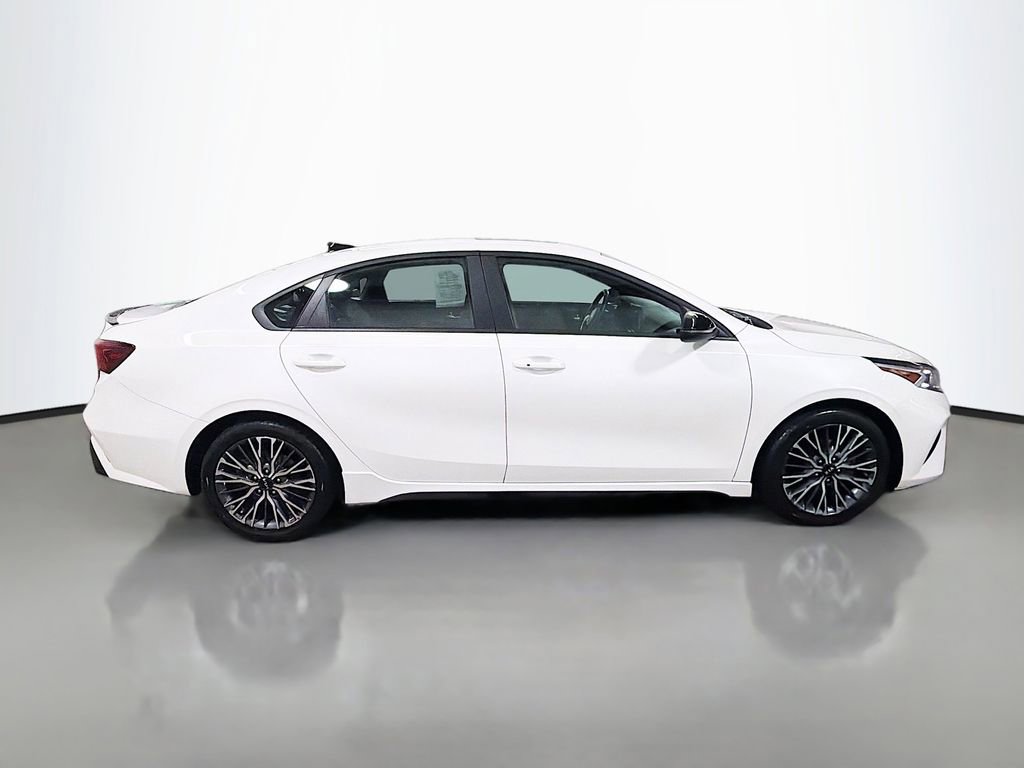 Used 2023 Kia Forte GT-Line w/ GT-Line Premium Package FWD image 11