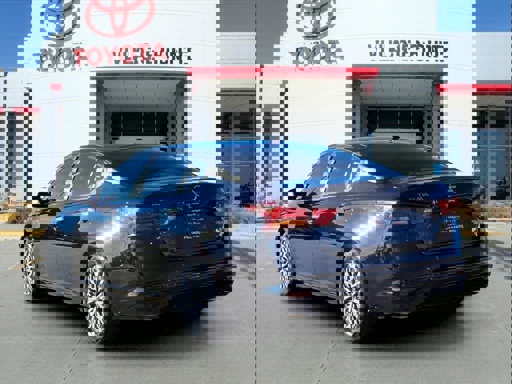 Used 2024 Nissan Altima 2.5 SV image 4