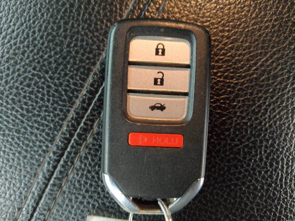 Used 2015 Honda Accord EX-L image 32