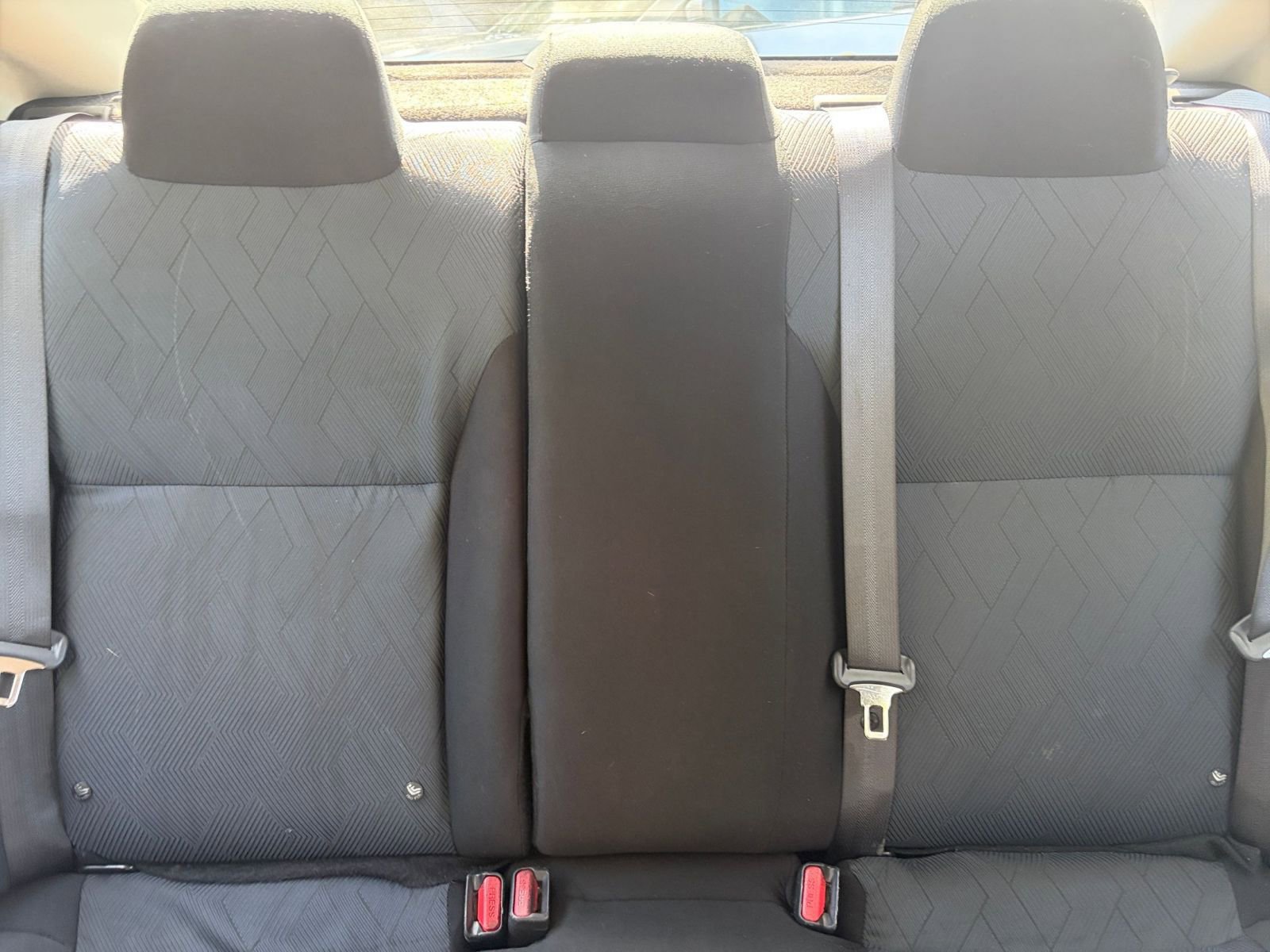Used 2025 Nissan Versa SV FWD image 37