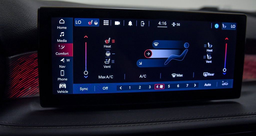 Used 2024 Alfa Romeo Tonale Ti w/ Premium Interior Package image 22