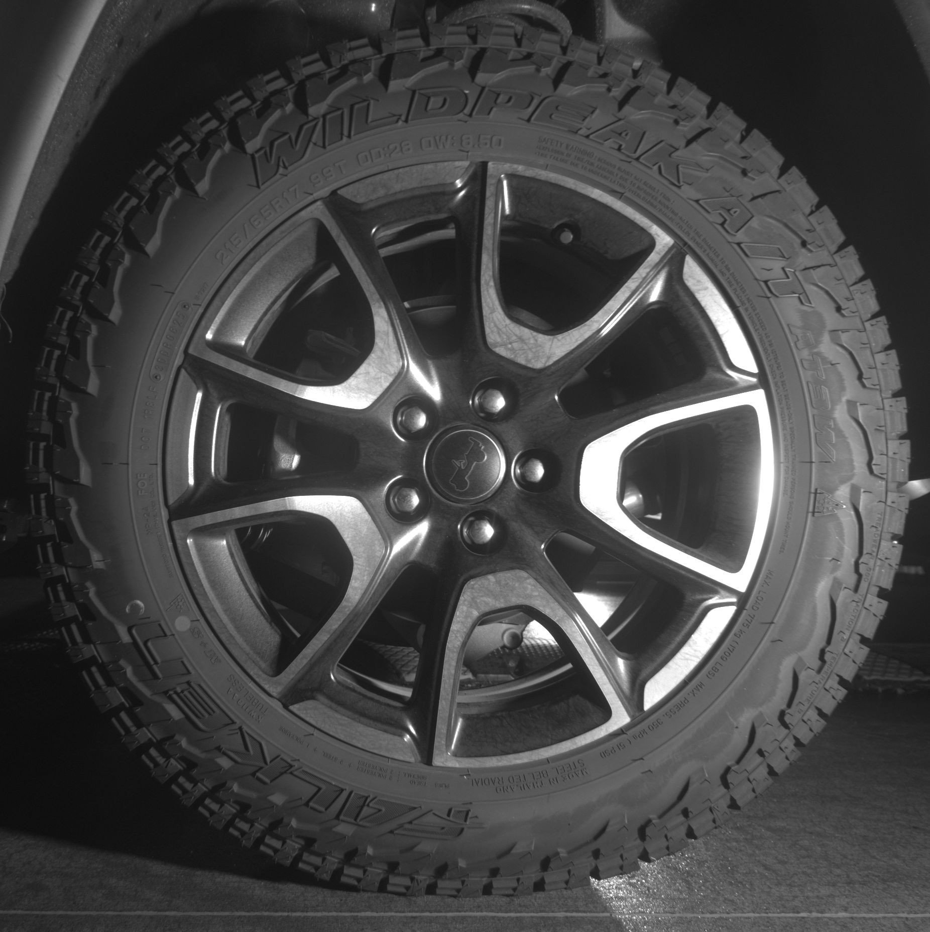 Used 2025 Jeep Compass Trailhawk image 14