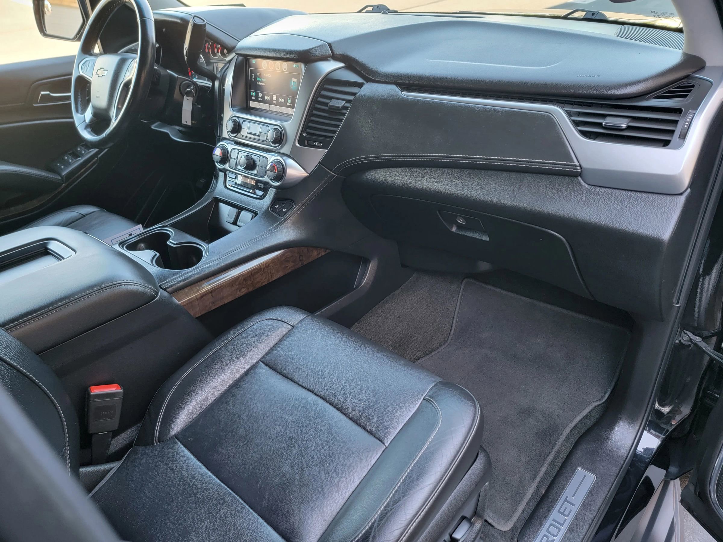 Used 2019 Chevrolet Tahoe LT image 11