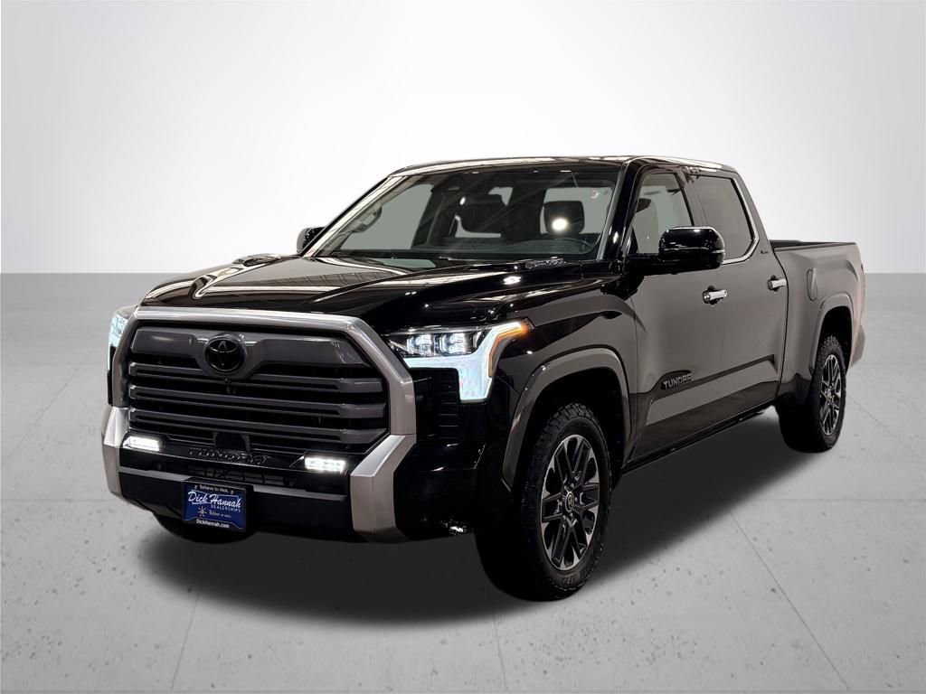 Used 2023 Toyota Tundra Limited image 2