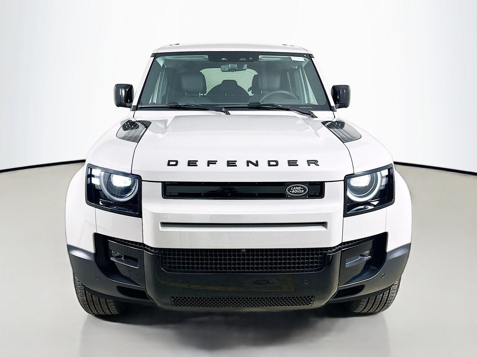 New 2026 Land Rover Defender 110 S AWD/4WD image 2