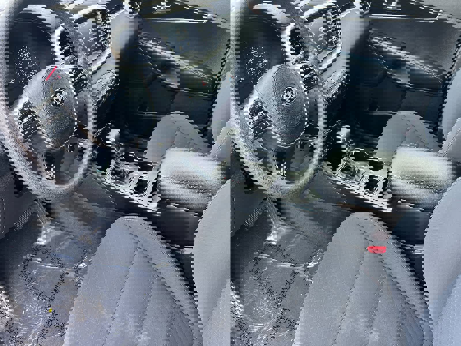 Used 2019 Kia Sorento L image 11