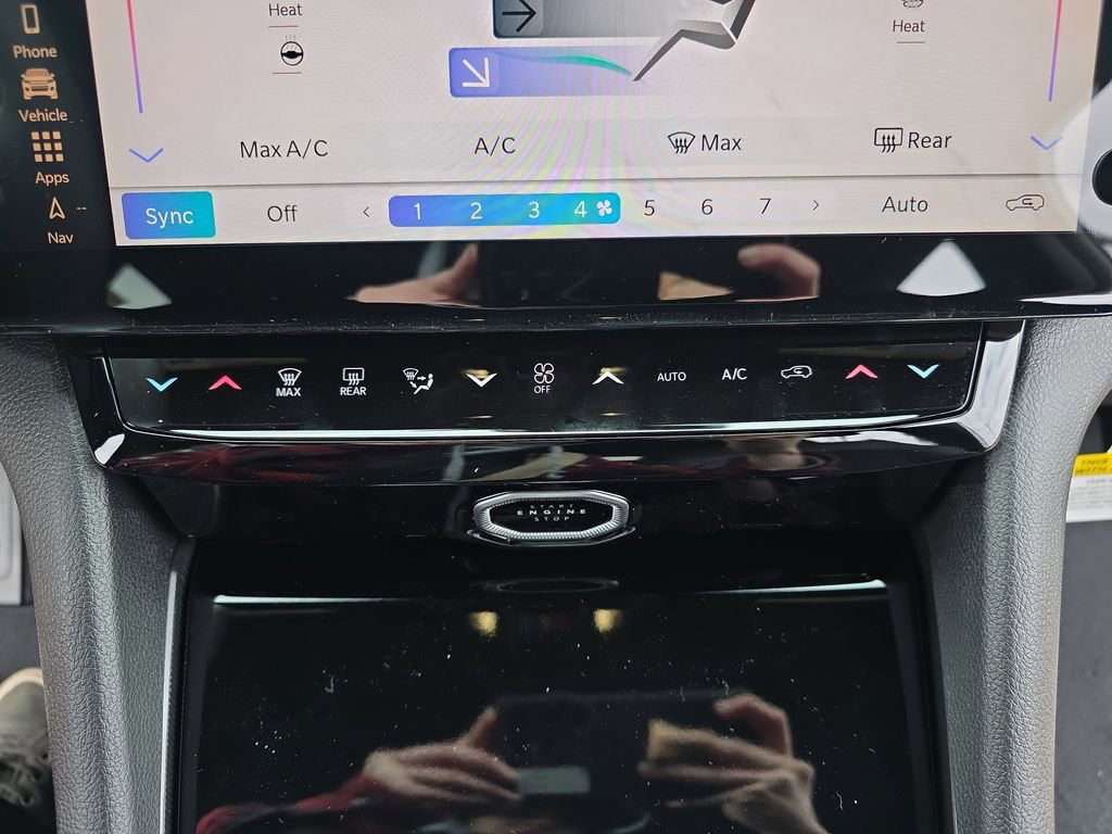 New 2026 Jeep Grand Cherokee Altitude image 21