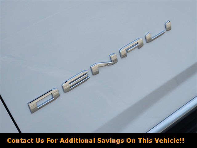 New 2026 GMC Yukon XL Denali w/ LPO, Floor Liner Package image 8