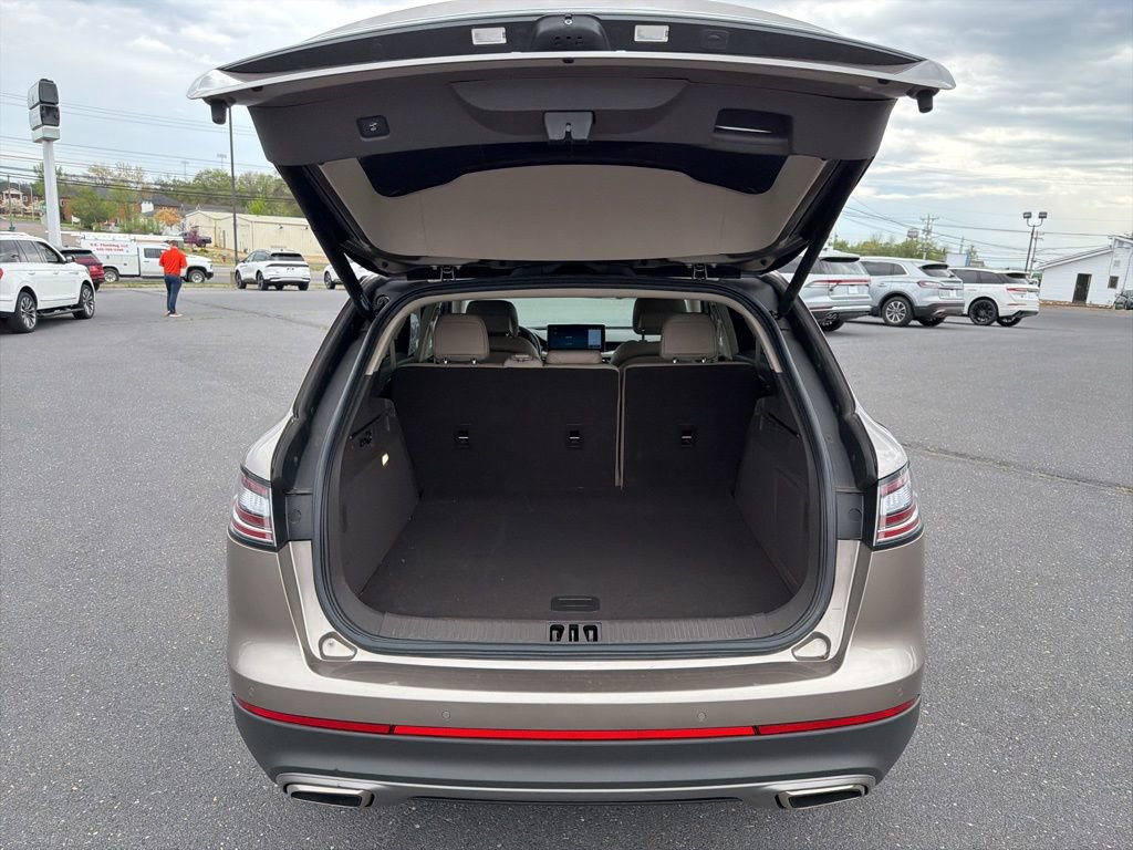 Used 2021 Lincoln Nautilus Reserve w/ Equipment Group 201A image 16