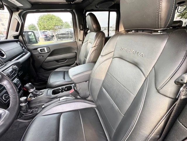 Used 2022 Jeep Wrangler Unlimited Sahara w/ Cold Weather Group AWD/4WD image 28