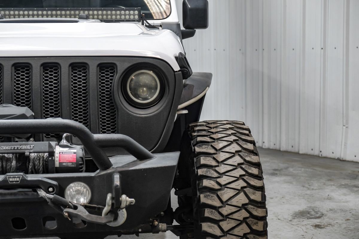 Used 2018 Jeep Wrangler Unlimited Sahara image 45