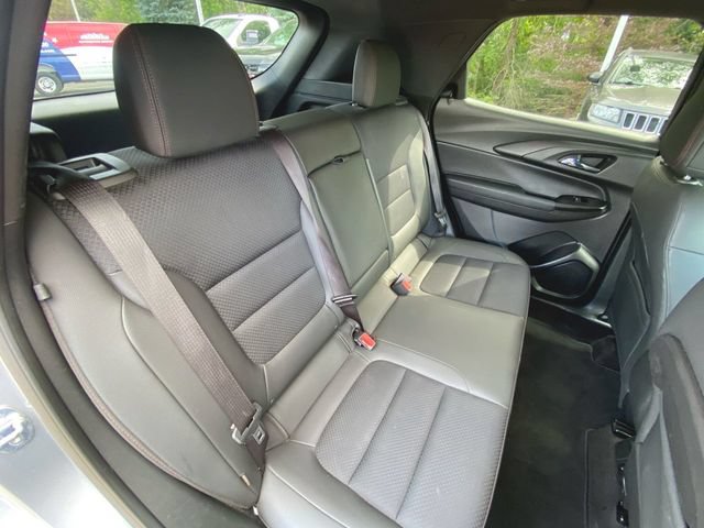 Used 2023 Chevrolet TrailBlazer RS w/ Convenience Package FWD image 25