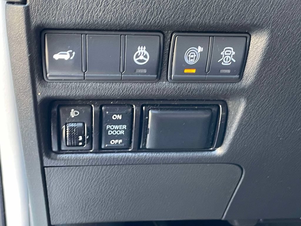 Used 2019 Nissan Armada Platinum w/ Captain's Chairs Package AWD/4WD image 23
