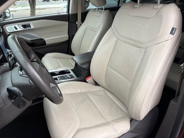 Used 2022 Ford Explorer Platinum w/ Equipment Group 601A image 26