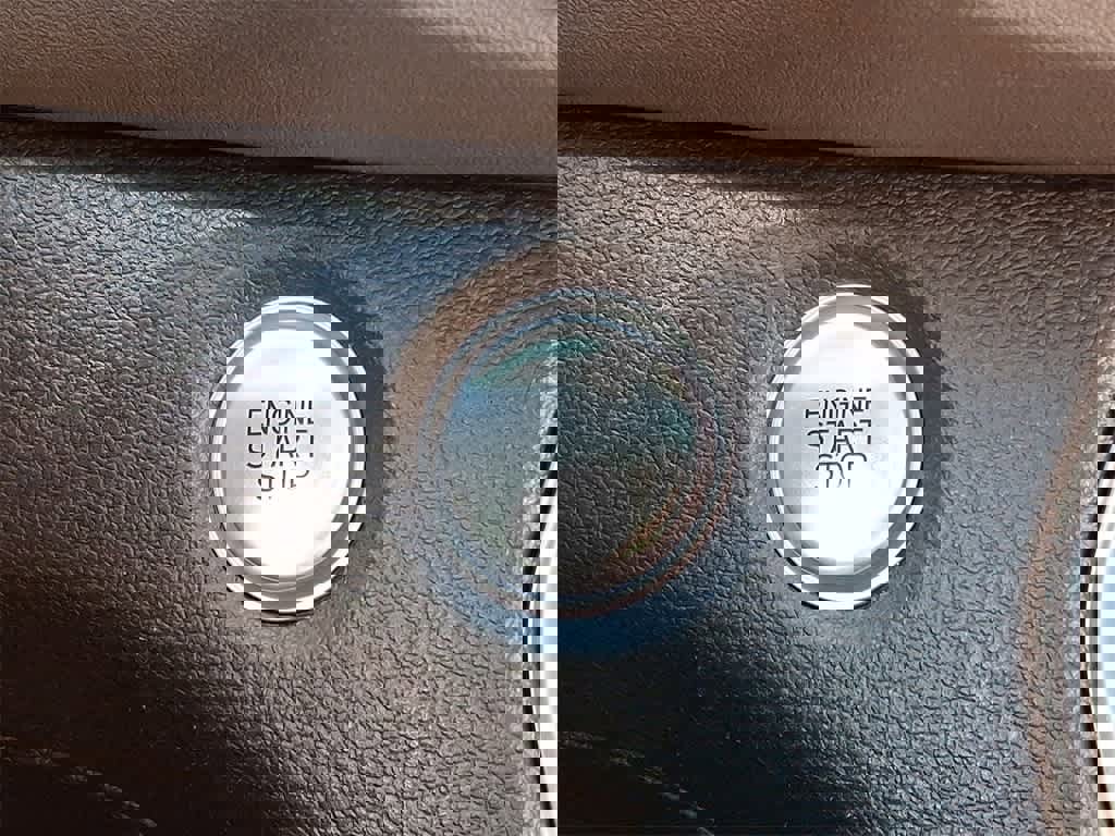 Used 2019 Hyundai Santa Fe Limited image 23