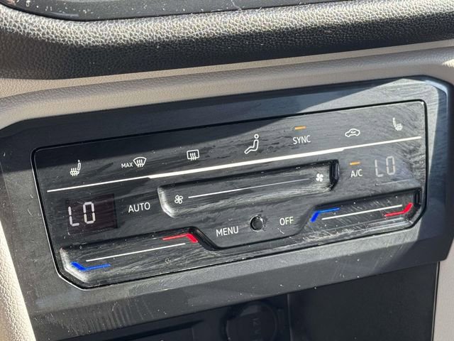 Used 2023 Volkswagen Tiguan SE image 5