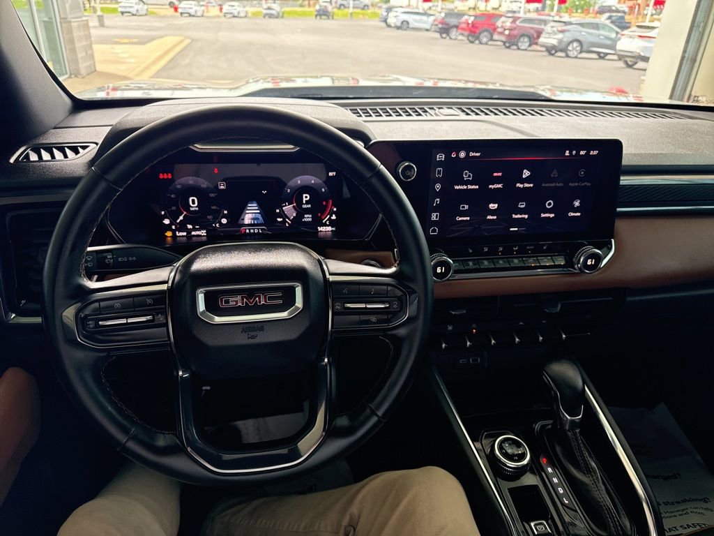 Used 2025 GMC Canyon AT4 image 19