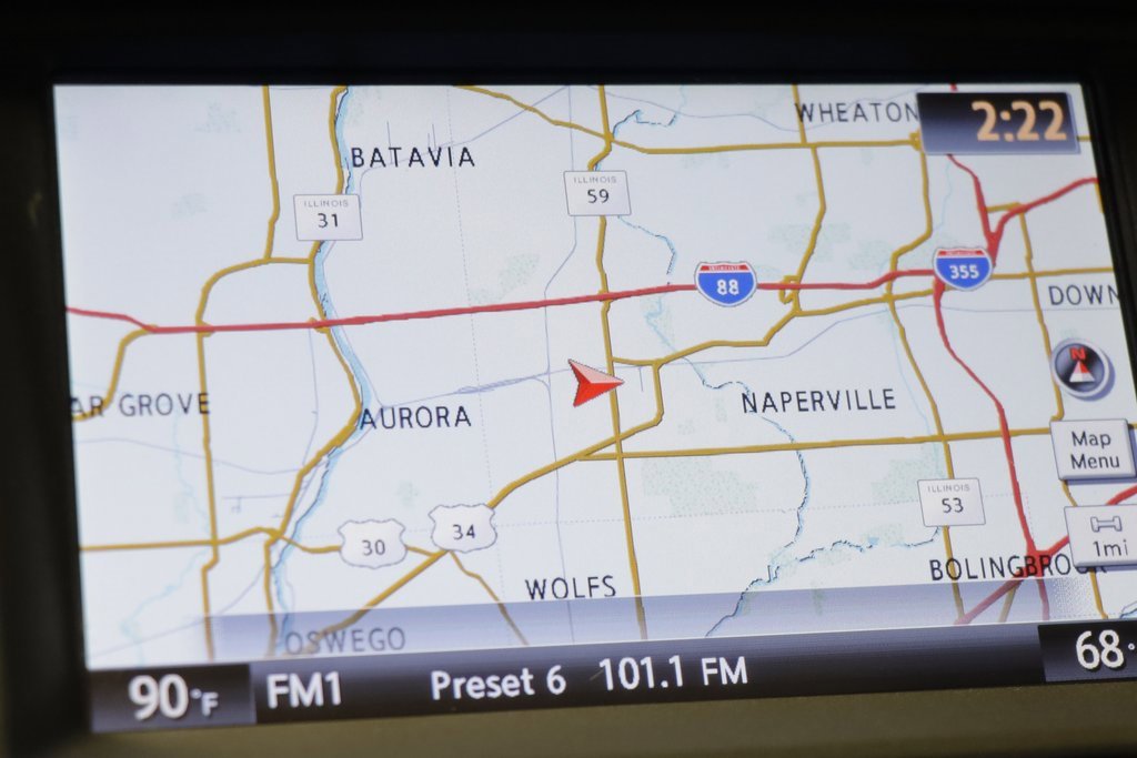 Used 2017 Nissan Armada Platinum w/ Interior Lighting Package image 10