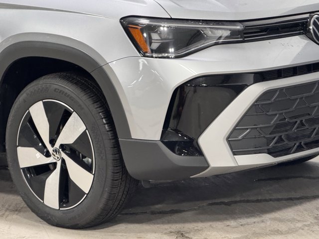 New 2025 Volkswagen Taos S image 4