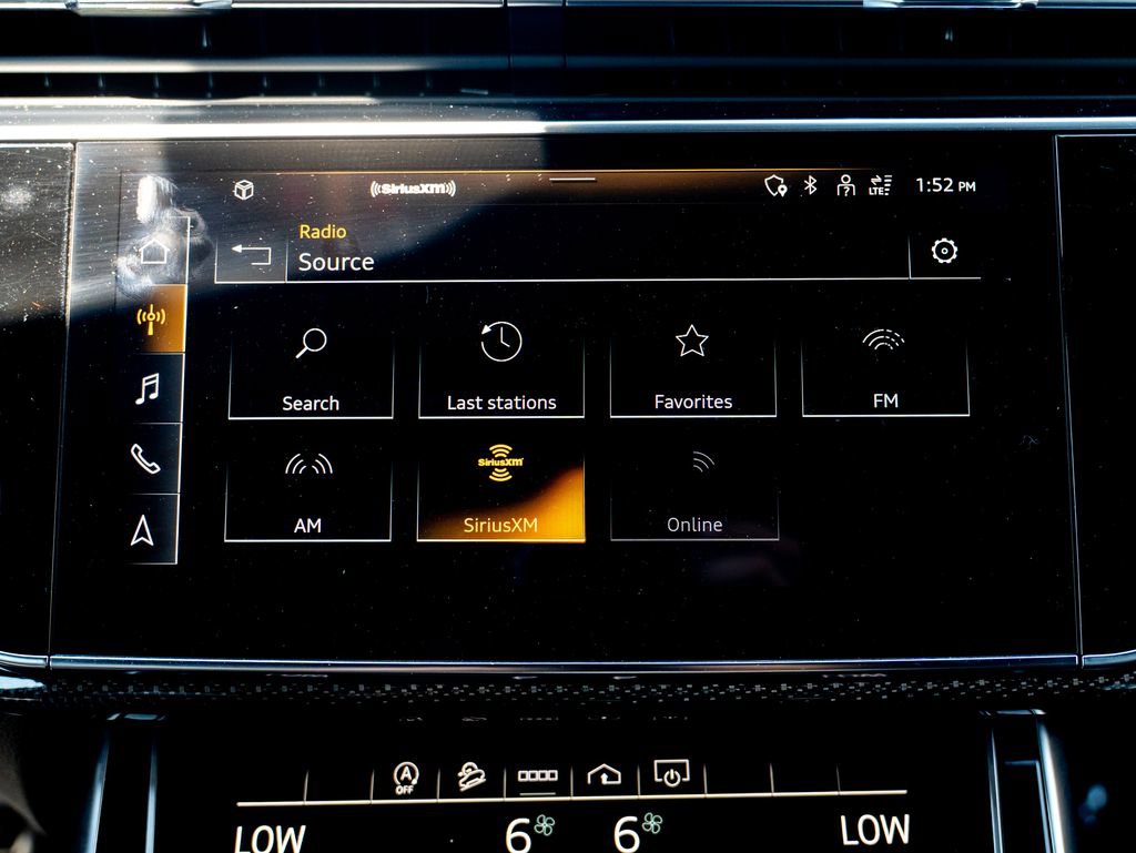 Used 2022 Audi SQ8 Premium Plus w/ Executive Package AWD/4WD image 28