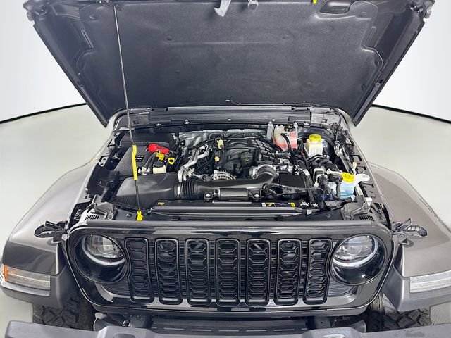 Used 2024 Jeep Gladiator Sport image 24