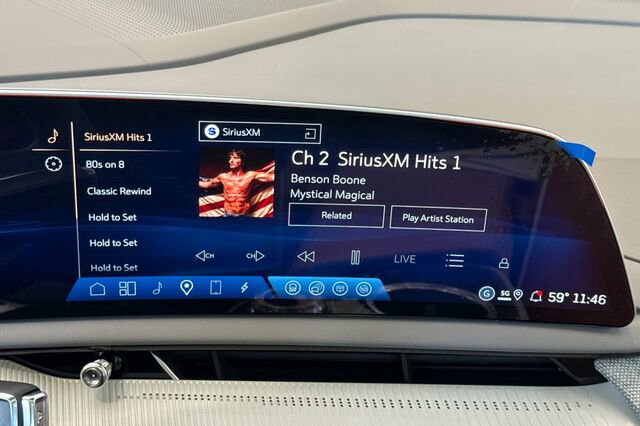 New 2026 Cadillac Optiq Sport 2 image 18