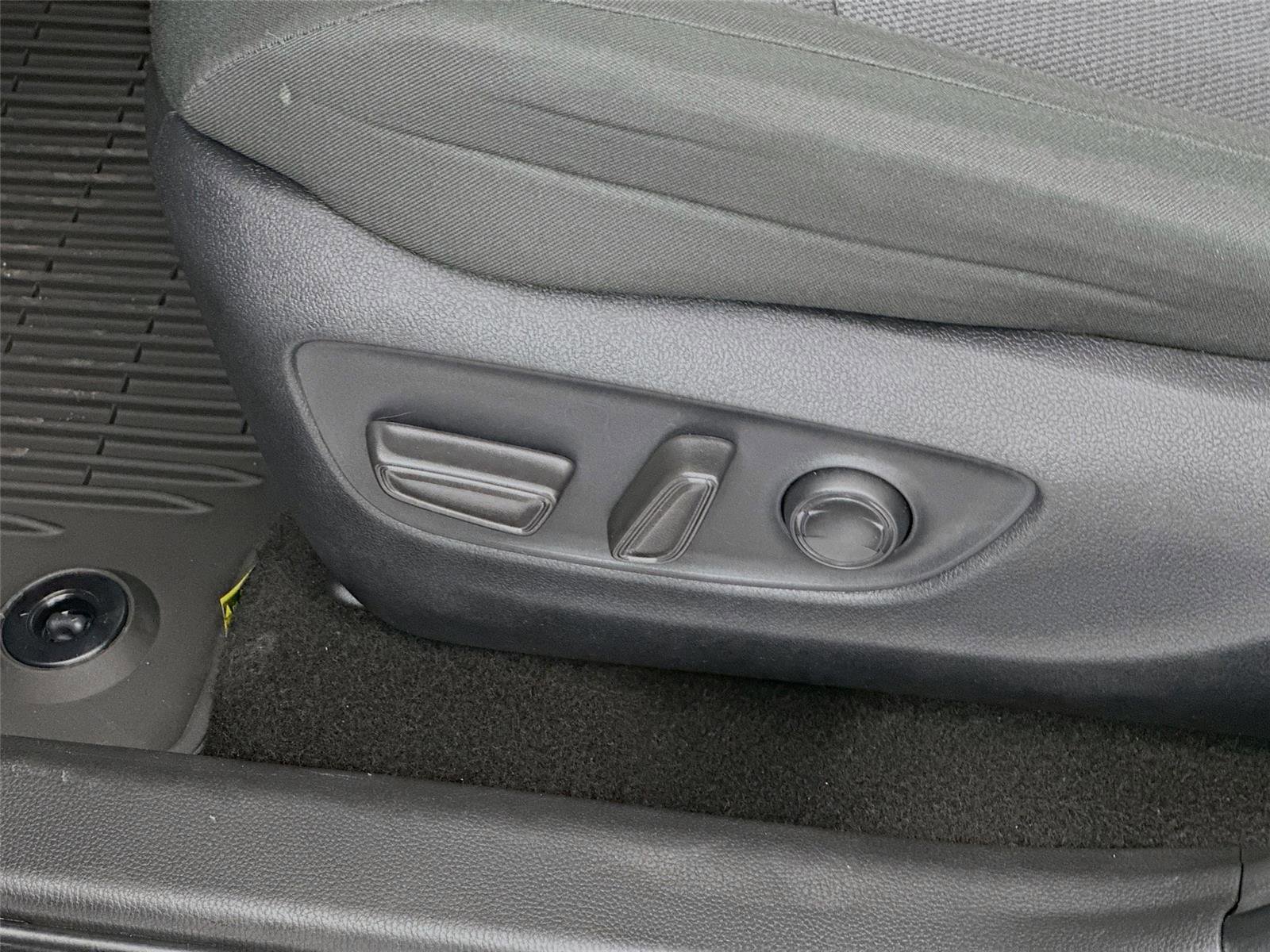 Certified 2025 Toyota RAV4 XLE image 20