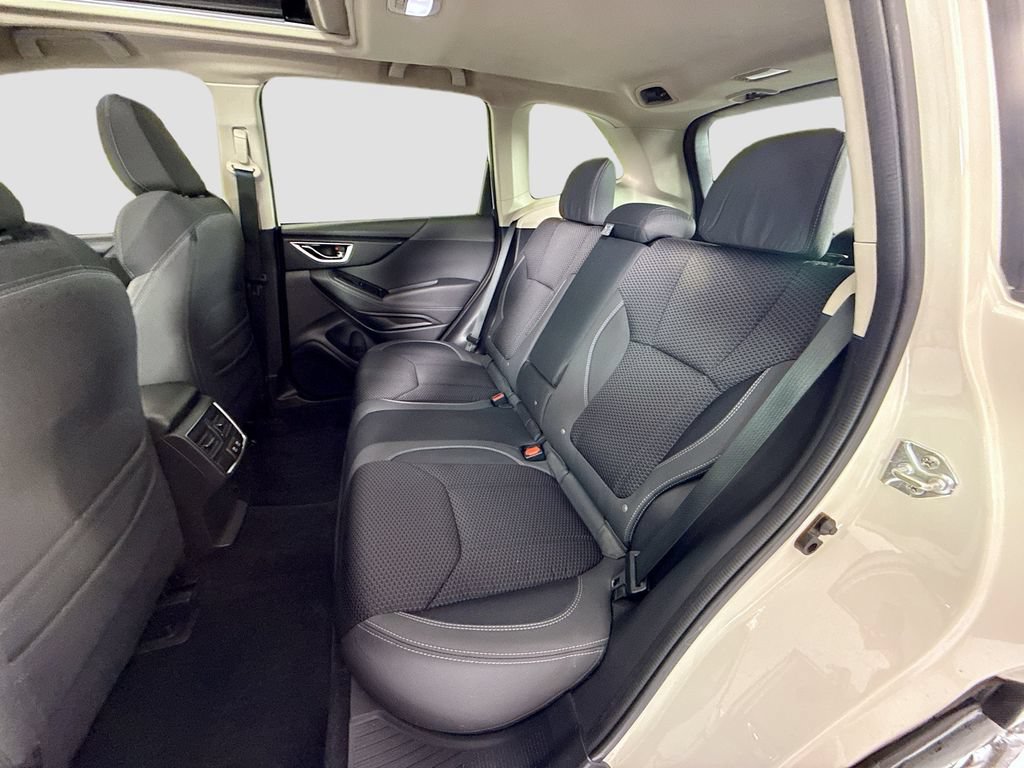 Used 2022 Subaru Forester Premium AWD/4WD image 21