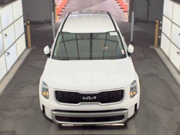 Used 2024 Kia Telluride LX FWD image 5