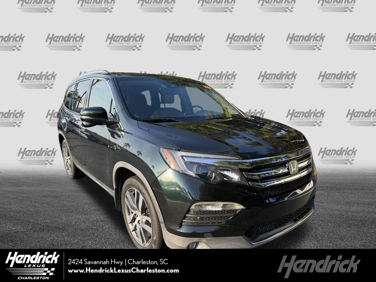 Used 2016 Honda Pilot Touring video 1