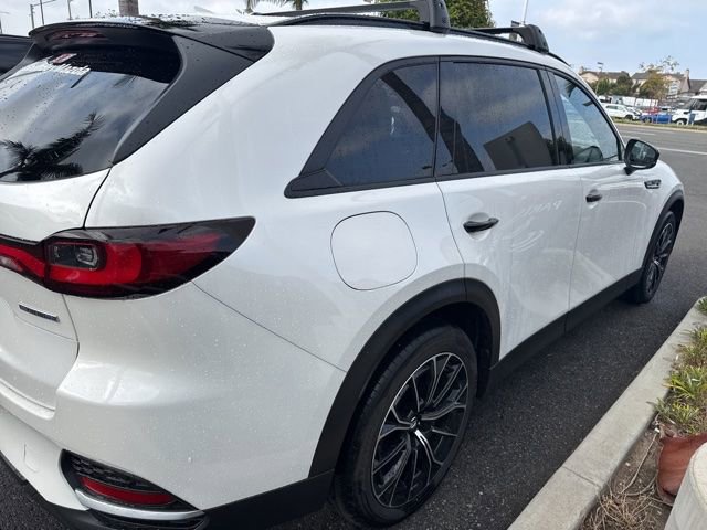 Certified 2025 MAZDA CX-70 Plug-In Hybrid w/ Premium Plus AWD/4WD image 8
