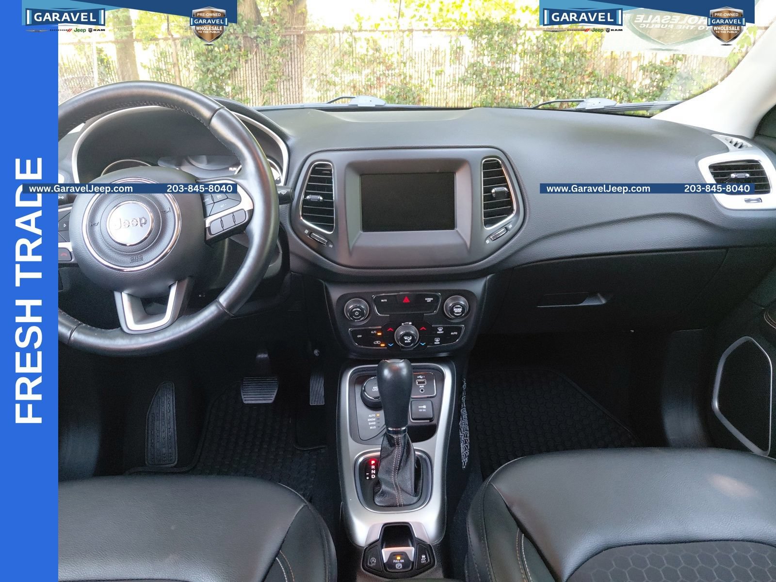 Used 2019 Jeep Compass Latitude w/ Popular Equipment Group AWD/4WD image 3
