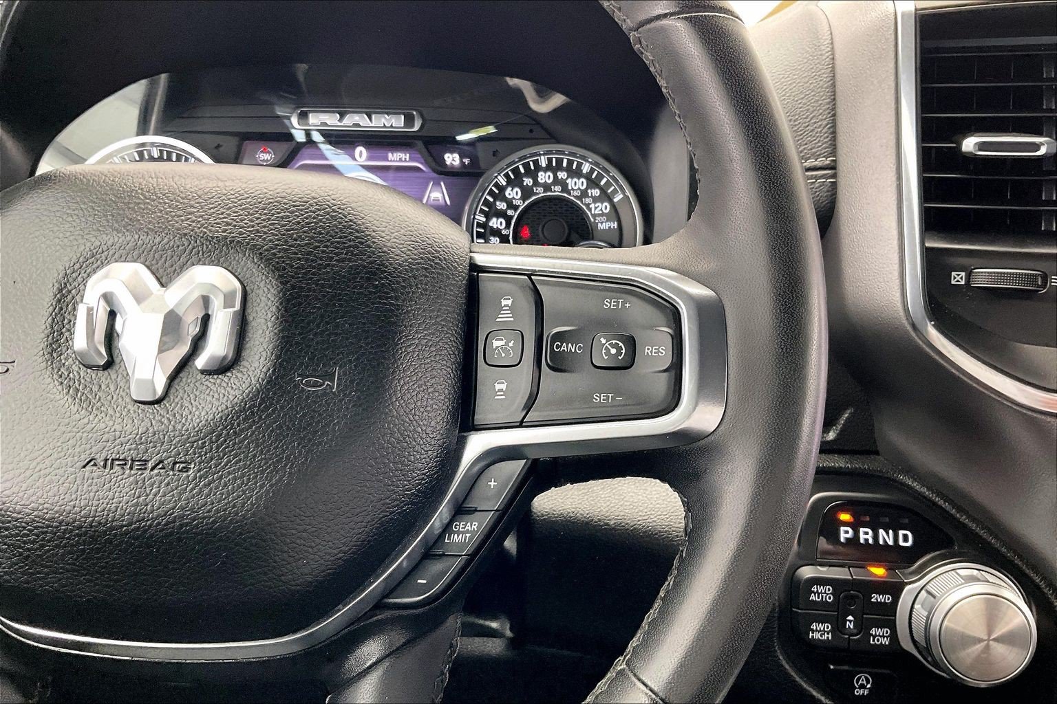 Used 2025 RAM 1500 Laramie AWD/4WD image 22