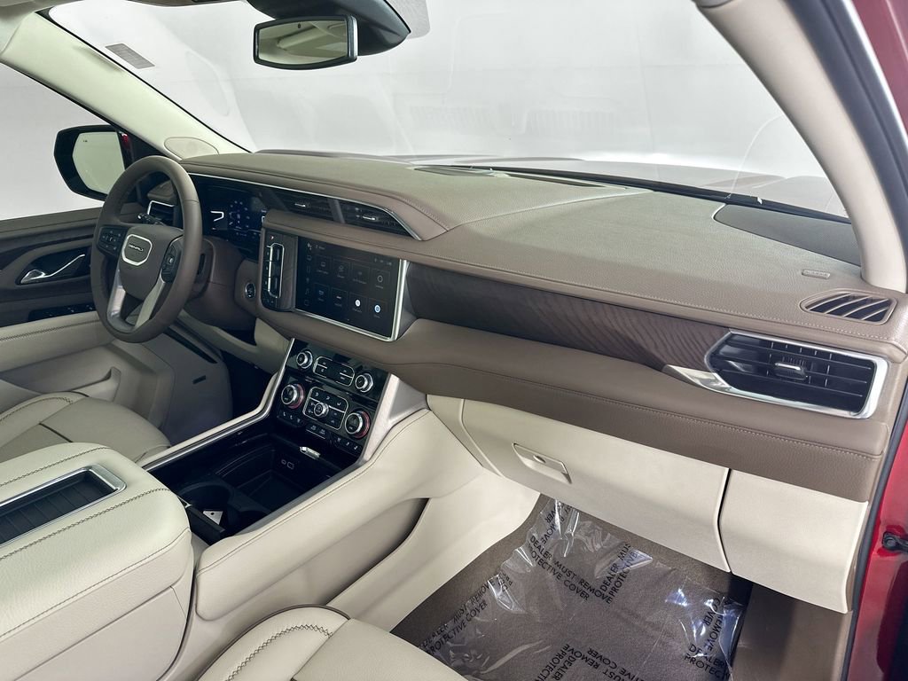 Used 2024 GMC Yukon Denali AWD/4WD image 30