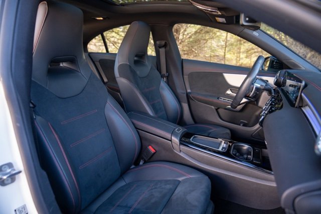 Used 2024 Mercedes-Benz CLA 250 image 33