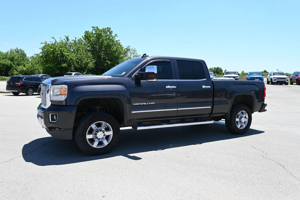 Used 2015 GMC Sierra 3500 Denali w/ Duramax Plus Package AWD/4WD image 12