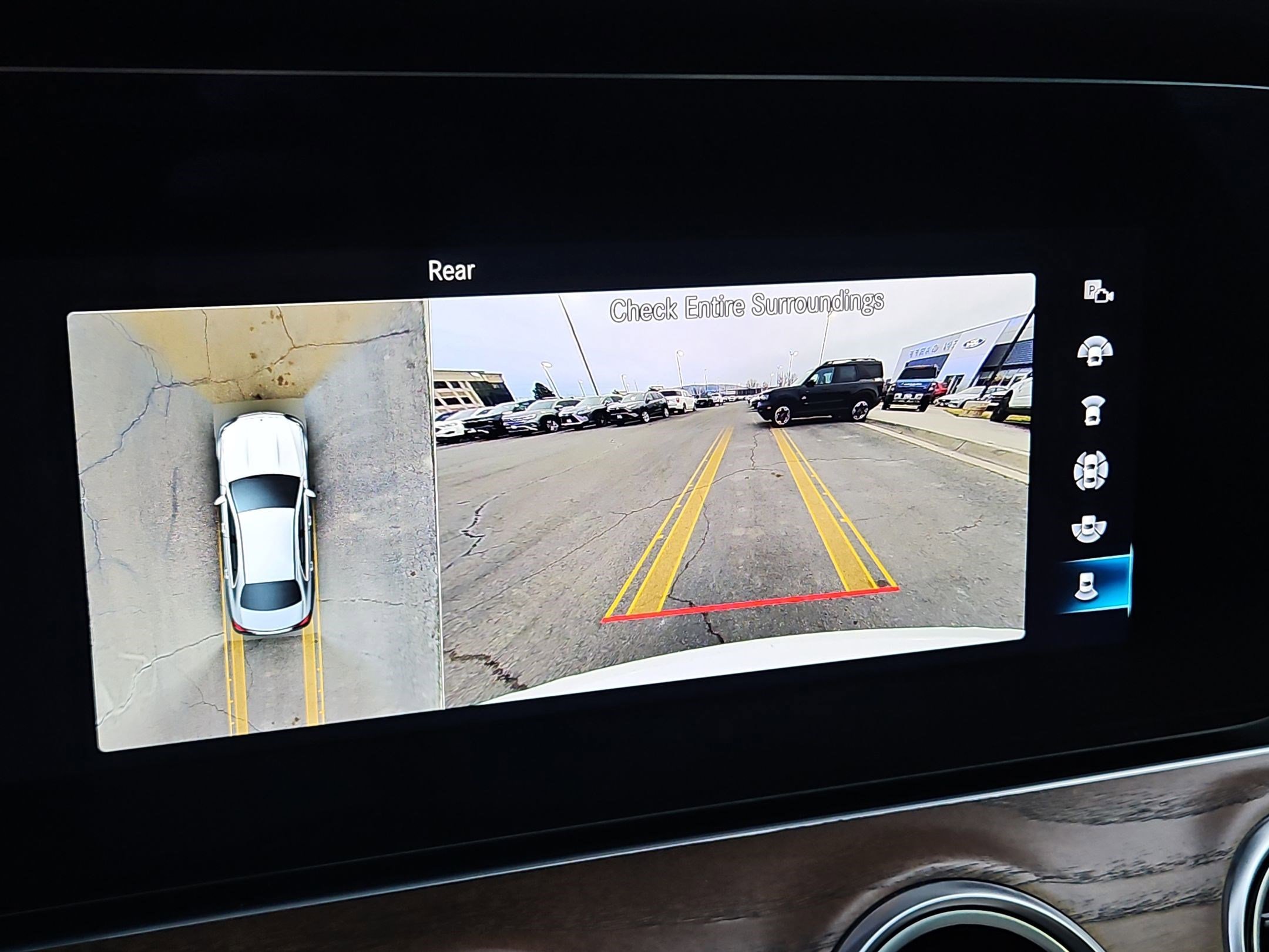 Used 2022 Mercedes-Benz E 350 4MATIC Sedan image 26