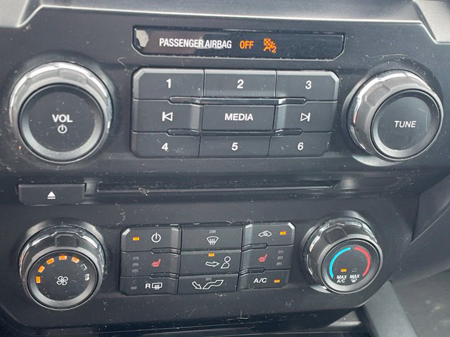 Used 2018 Ford F150 XLT w/ Equipment Group 302A Luxury AWD/4WD image 44