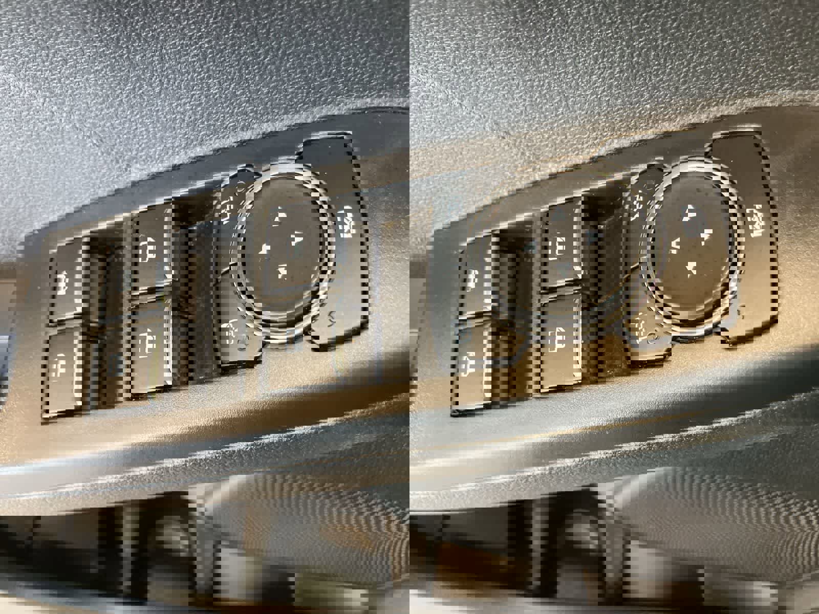 Used 2023 Ford Escape Active AWD/4WD image 12