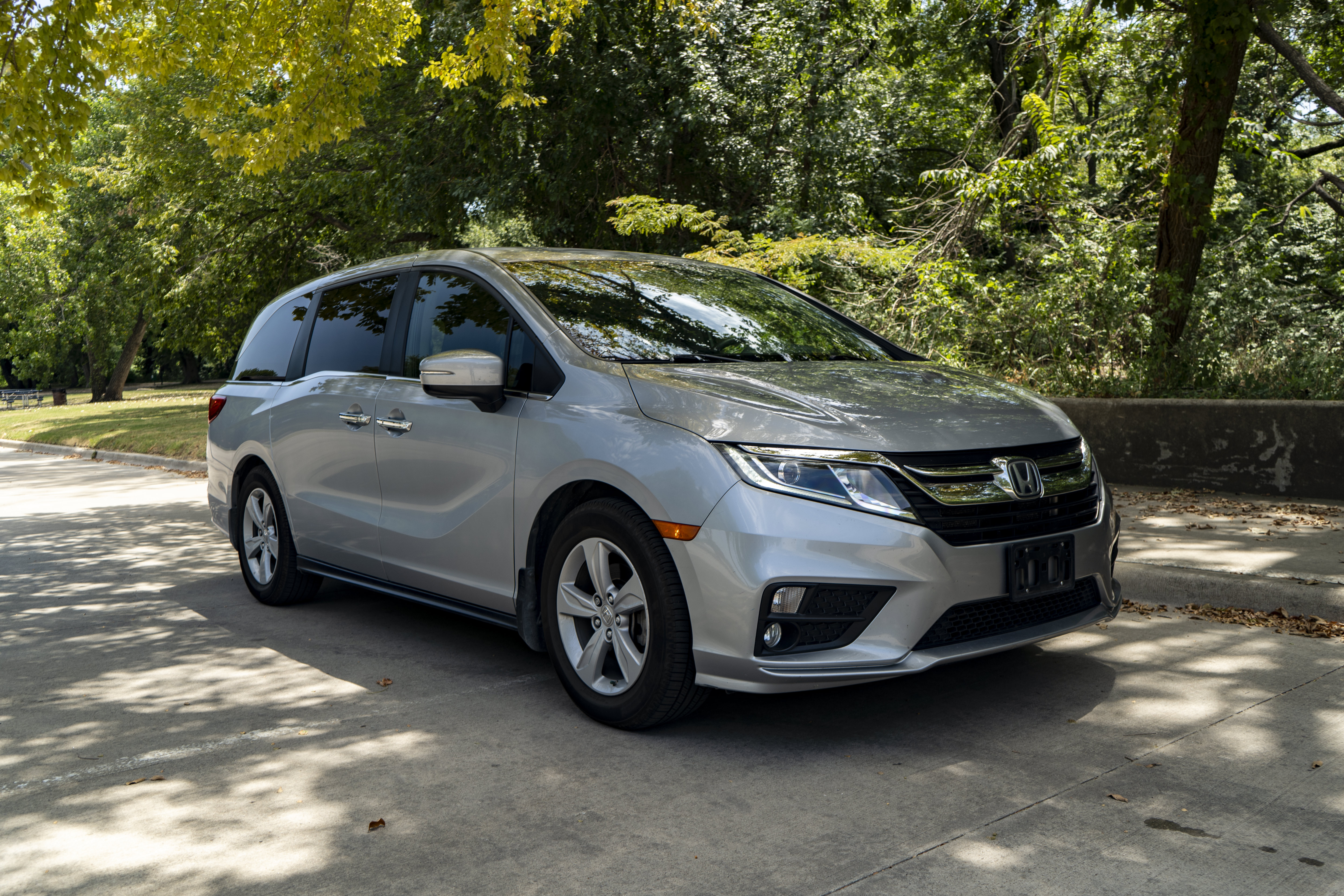 Certified 2019 Honda Odyssey EX image 2