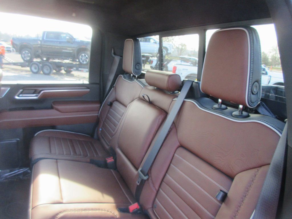 New 2026 GMC Sierra 2500 Denali Ultimate image 14