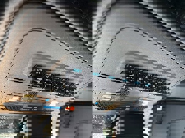 Used 2021 Ford Bronco Badlands image 35