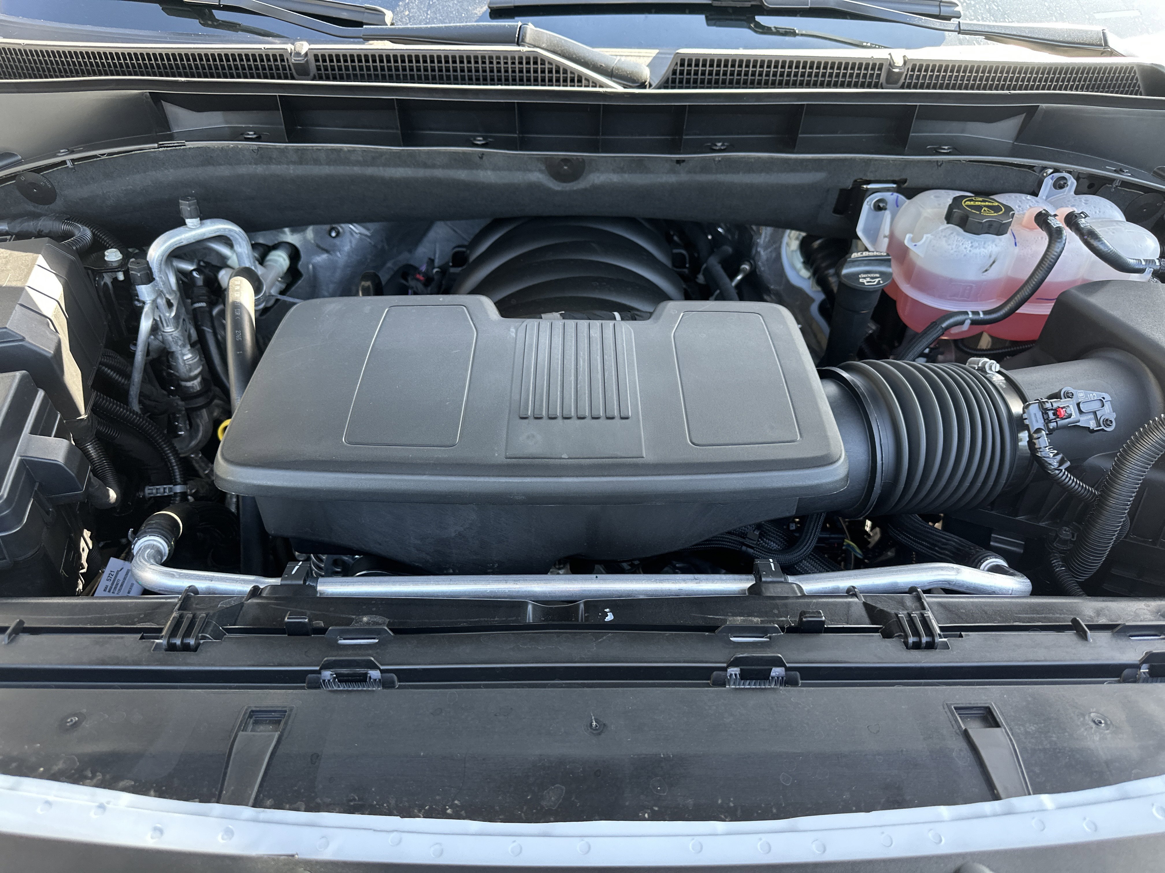 Used 2026 GMC Yukon Denali w/ Sun & Power Step Package image 9