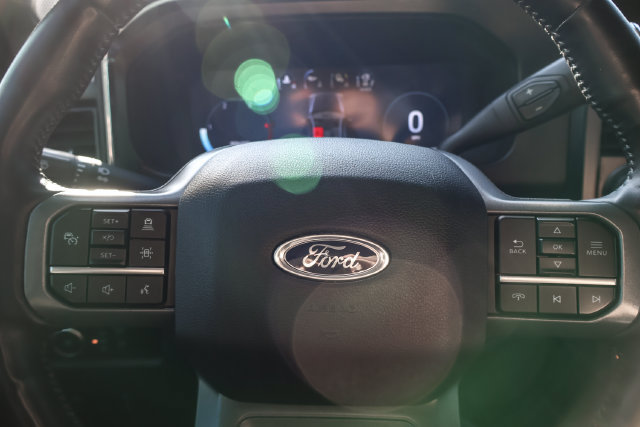 Used 2024 Ford F250 Lariat w/ Lariat Ultimate Package AWD/4WD image 16