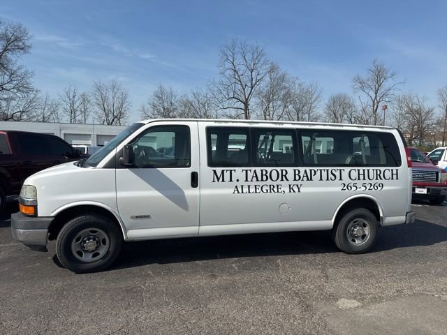 Used 2004 Chevrolet Express 3500 Extended Passenger w/ LS Preferred Equipment Group image 4